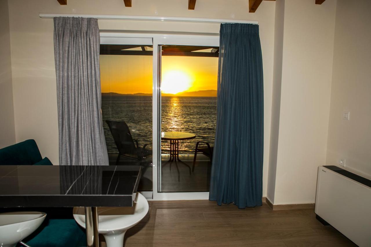 Hotel Alexander Mýtikas Dış mekan fotoğraf