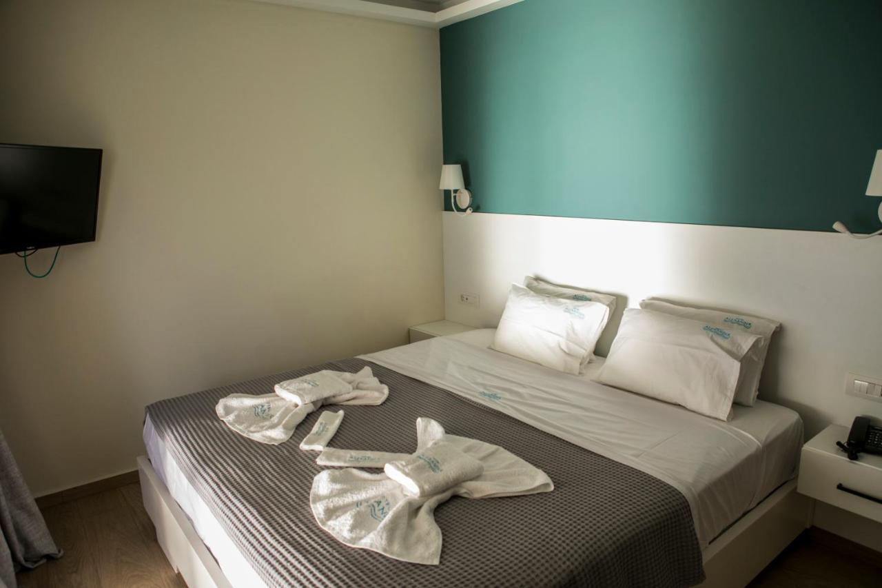 Hotel Alexander Mýtikas Dış mekan fotoğraf