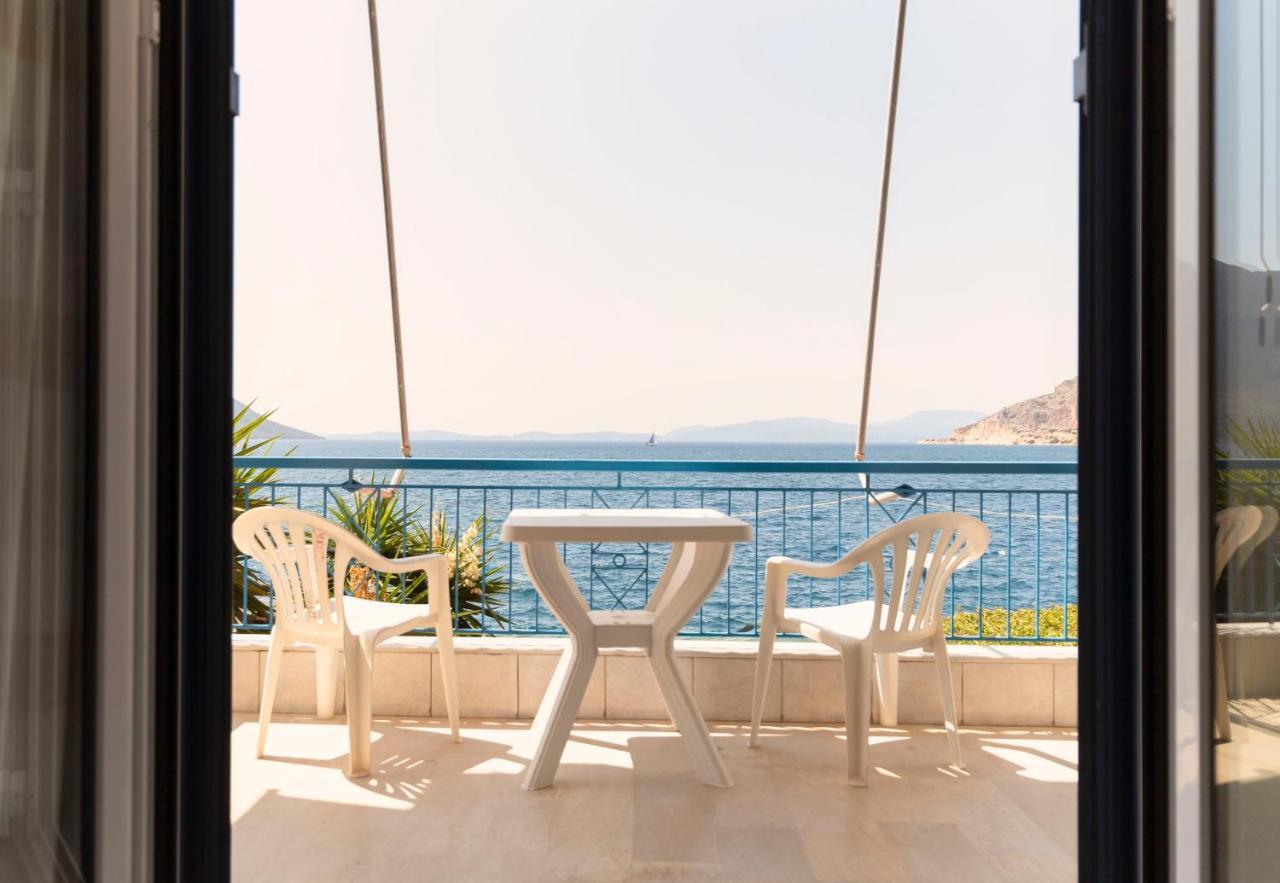 Hotel Alexander Mýtikas Dış mekan fotoğraf